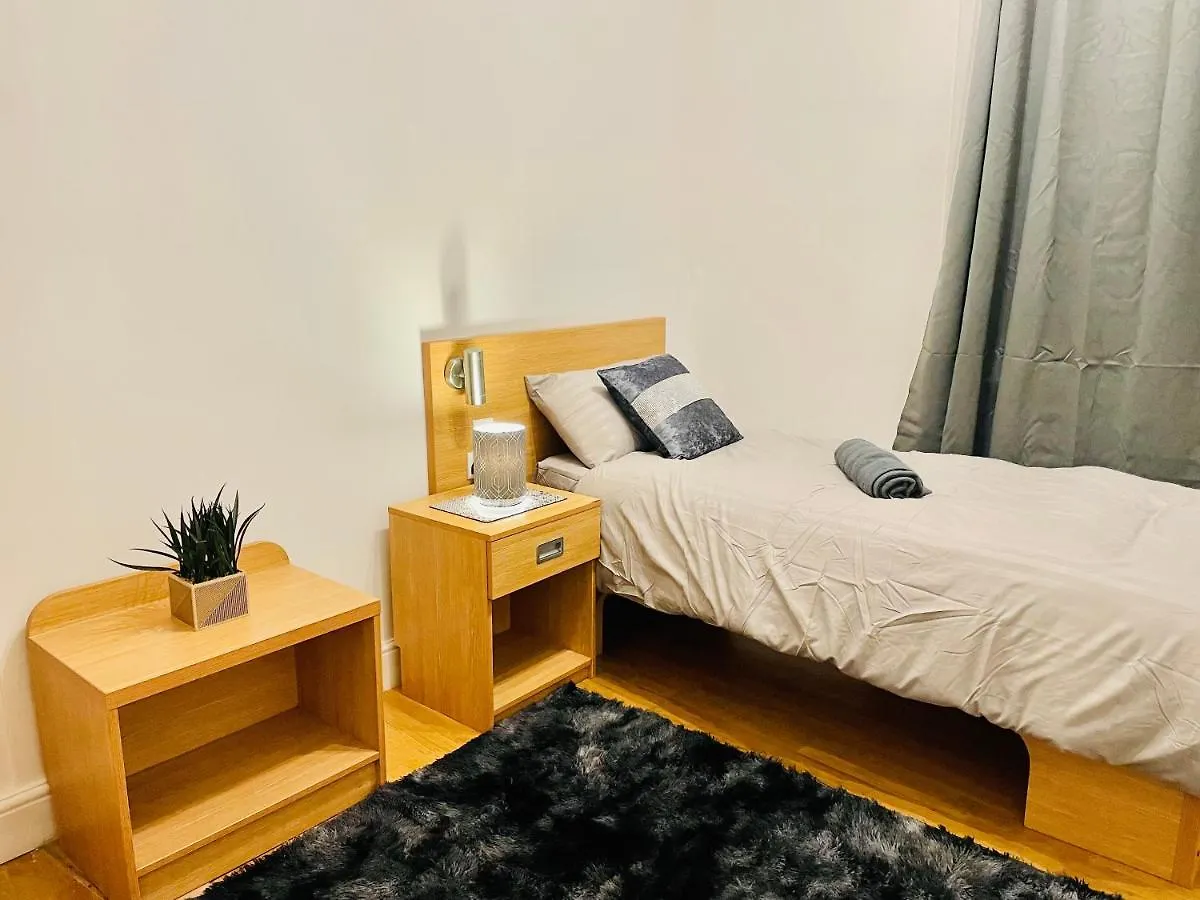 Bed & Breakfast Mandarin Apartment Londra